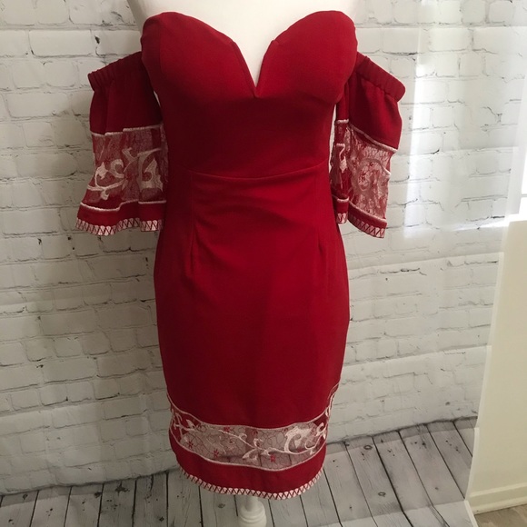 Off the shoulder red dress - Picture 5 of 5